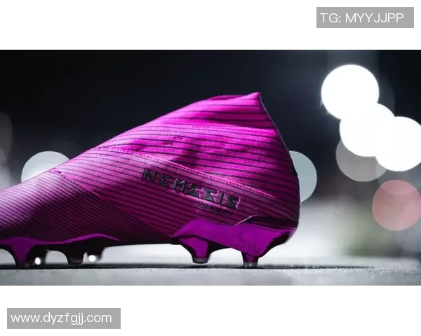 时尚运动风潮足球明星服套装男士专属打造尽显魅力与活力